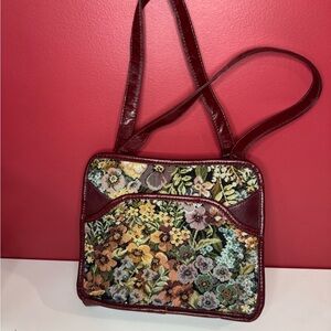 Vintage Floral Tapestry Shoulder Bag with Burgundy Pleather and Gold Clasps